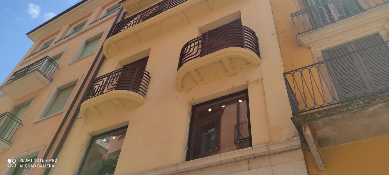Apartment Centro Storico Verona , Samaritana N.4 Bagian luar foto